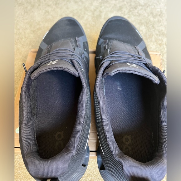 On Cloud 5 Waterproof Men’s Shoes Size 12 Black Performance Running Gently Used - Picture 16 of 16